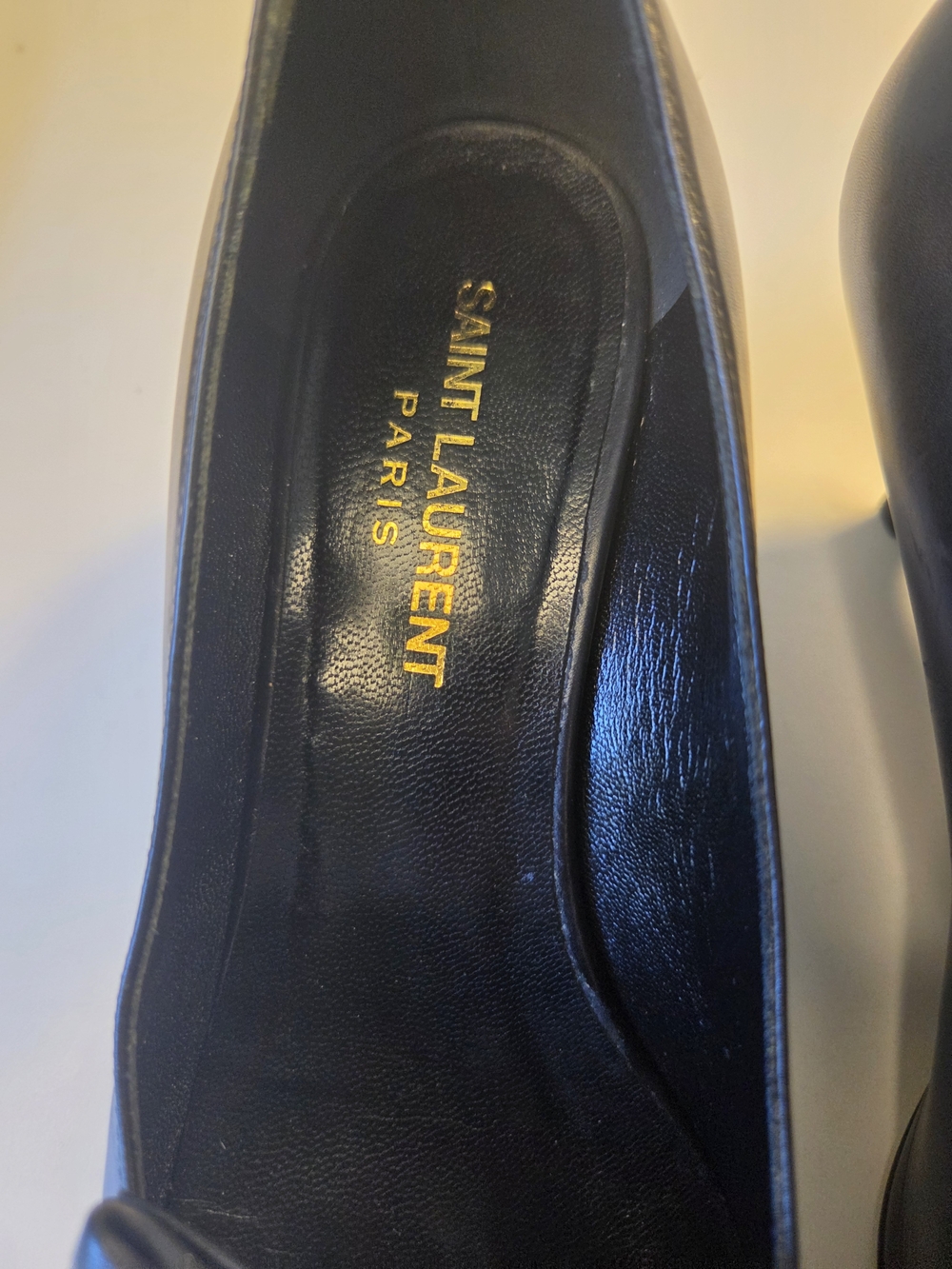Saint Laurent Black Leather Studded Bow Pointed-Toe Heels - Picture 2 of 11